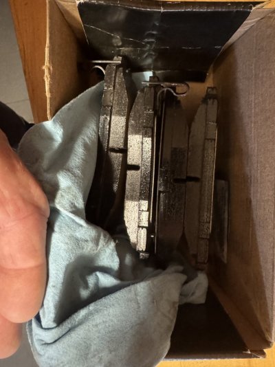 box inside - pads.jpg